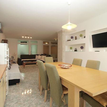 Apartments Slavka 1155 Πούλα Εξωτερικό φωτογραφία