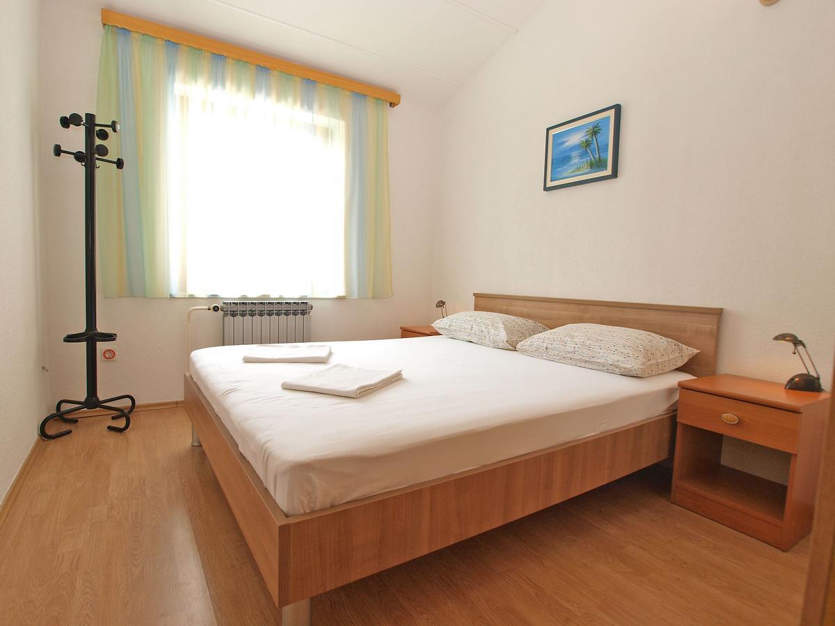 Apartments Slavka 1155 Πούλα Εξωτερικό φωτογραφία