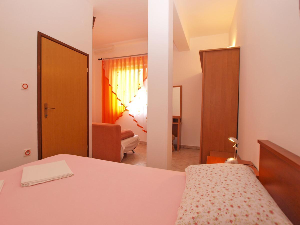 Apartments Slavka 1155 Πούλα Εξωτερικό φωτογραφία