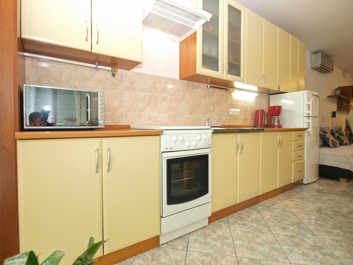 Apartments Slavka 1155 Πούλα Εξωτερικό φωτογραφία